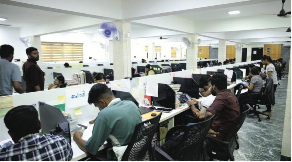 Online UPSC classes for working professionals